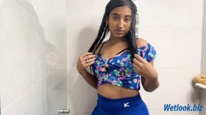 Wetlook girl video & photo - 2 Nelly 4/25 - Wetlook.biz