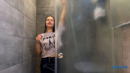 Wetlook girl video & photo - 6 Vanessa 3/25 - Wetlook.biz