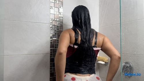 s.00_01_38_22.Still009 Wetlook girl video & photo - 3 Ruby 5/25 - Wetlook.biz