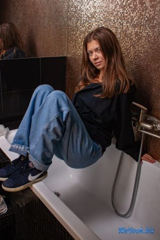 Wetlook girl video & photo - 1 Tiffany 2/25 - Wetlook.biz