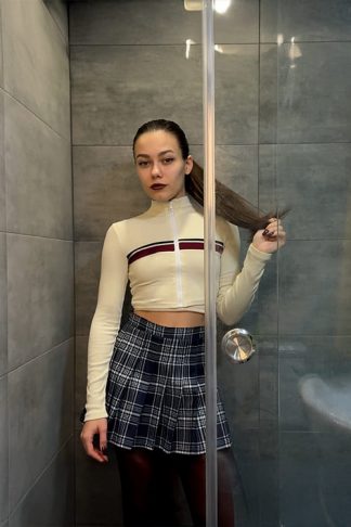 Wetlook girl video & photo - 1 Vanessa 4/25 - Wetlook.biz