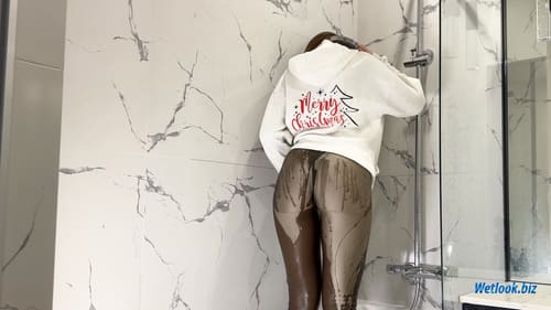 s.00_02_54_25.Still019 Wetlook girl video & photo - 5 Sister 3/25 - Wetlook.biz