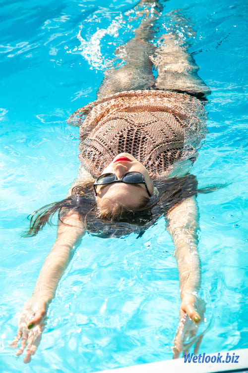 0-110 Wetlook girl video & photo - 5 Kriss 1/26 - Wetlook.biz